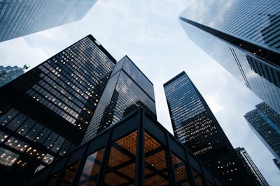 Corporate adoption of AI boosts tech leader salaries
